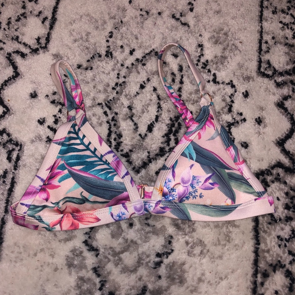 PACSUN- bikini top